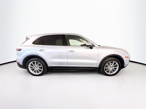 Certified 2019 Porsche Cayenne image 8