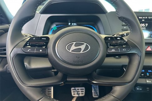 New 2025 Hyundai Elantra Sport image 18