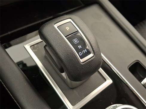 Used 2024 Mitsubishi Outlander ES image 18