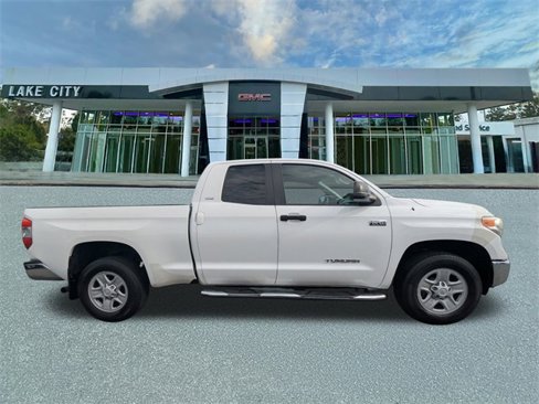 Used 2014 Toyota Tundra SR5 image 2