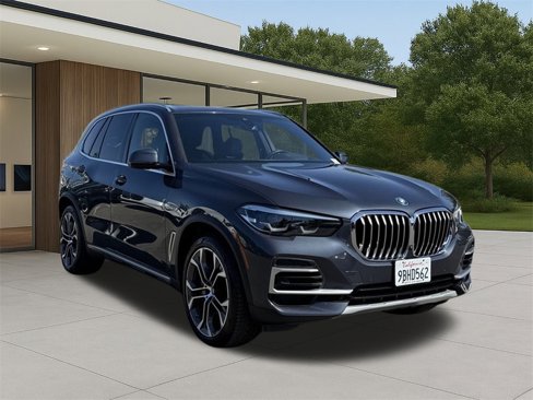 Certified 2022 BMW X5 xDrive45e w/ Climate Comfort Package image 4