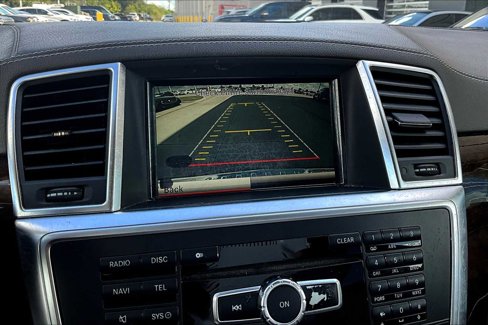 Used 2014 Mercedes-Benz GL 450 4MATIC image 25