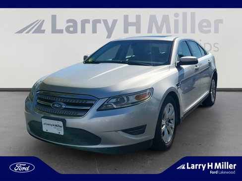 Used 2010 Ford Taurus SEL image 1