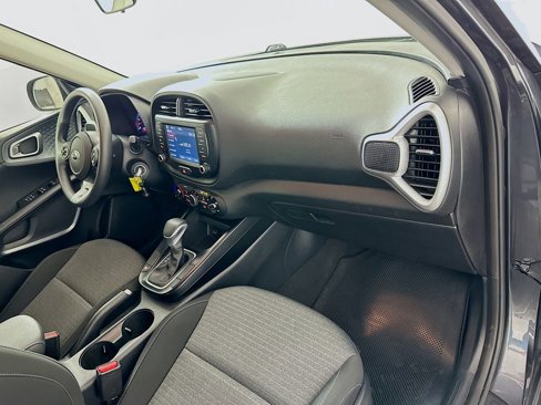 Used 2020 Kia Soul S image 27