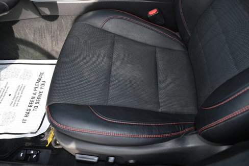 Used 2016 Toyota Camry SE image 12