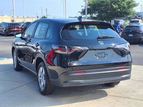 Used 2023 Honda HR-V LX image 4