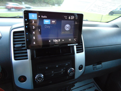 Used 2015 Nissan Xterra PRO-4X w/ Pro-4x Leather Package image 19