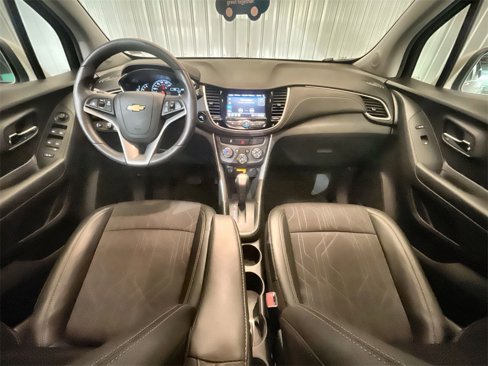 Certified 2022 Chevrolet Trax LT w/ LT Convenience Package image 19