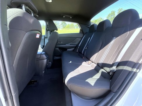 New 2025 Hyundai Elantra Sport image 12