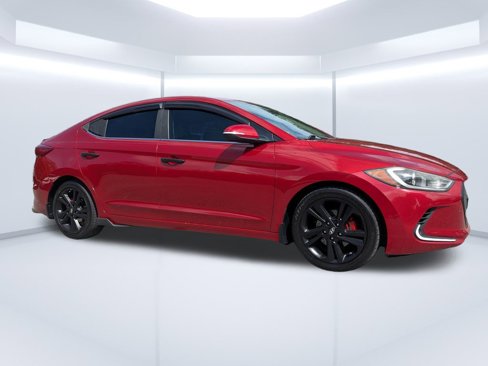 Used 2018 Hyundai Elantra Limited image 1