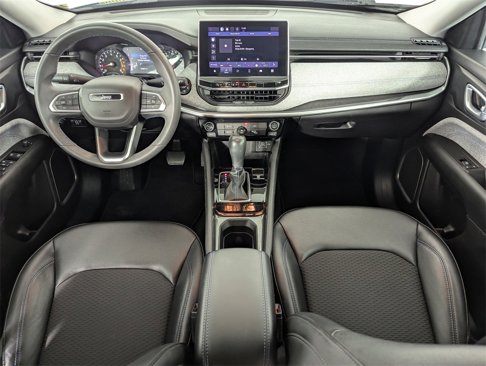 Used 2022 Jeep Compass Latitude image 15