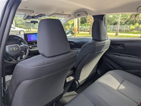 Used 2025 Toyota Corolla LE image 22