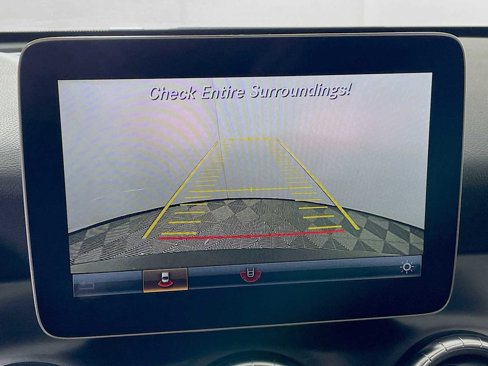 Used 2018 Mercedes-Benz CLA 250 4MATIC image 11