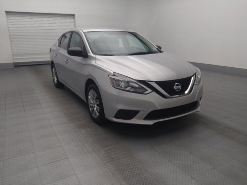 Used 2017 Nissan Sentra S image 13
