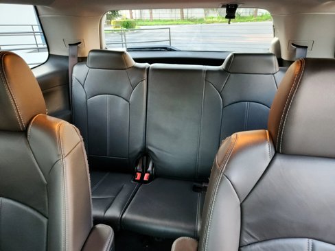 Used 2015 GMC Acadia SLT image 15