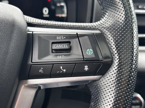 Used 2022 Mitsubishi Outlander SE image 9