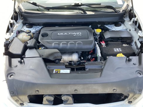 Used 2017 Jeep Cherokee Altitude image 31