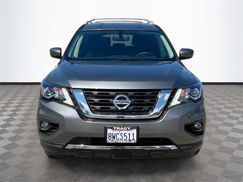 Used 2020 Nissan Pathfinder SV w/ Cargo Package image 2