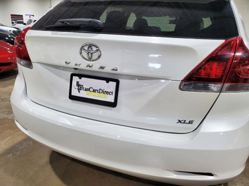 Used 2013 Toyota Venza XLE image 37