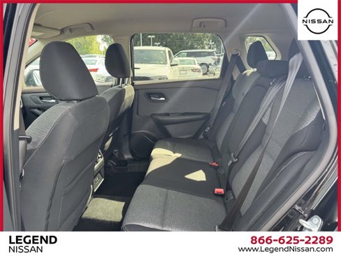 Used 2021 Nissan Rogue SV image 12