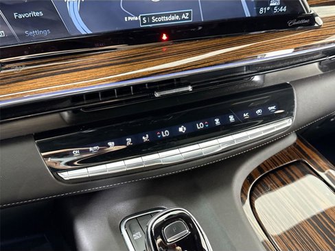 Used 2022 Cadillac Escalade Premium Luxury w/ Performance Package image 18
