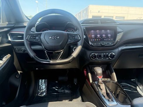 Used 2022 Chevrolet TrailBlazer RS w/ Sun and Liftgate Package image 27