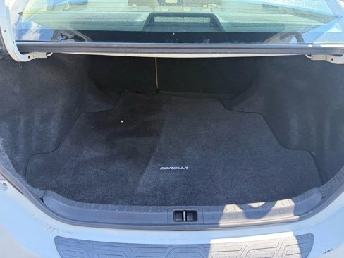 Used 2015 Toyota Corolla LE Premium image 11