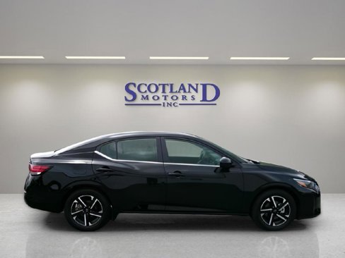 Used 2024 Nissan Sentra SV image 5