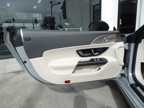 Used 2022 Mercedes-Benz SL 63 AMG 4MATIC image 16