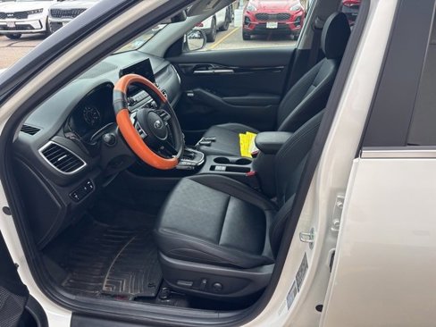 Certified 2021 Kia Seltos SX w/ SX Sunroof Package image 7