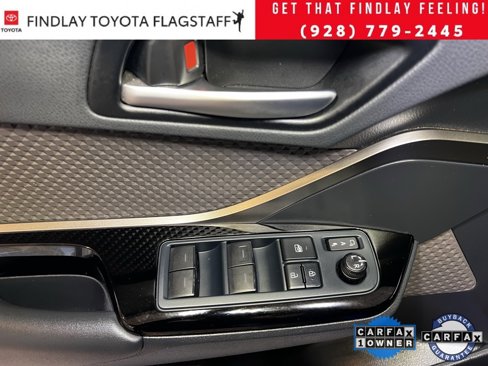 Used 2022 Toyota C-HR Limited image 21