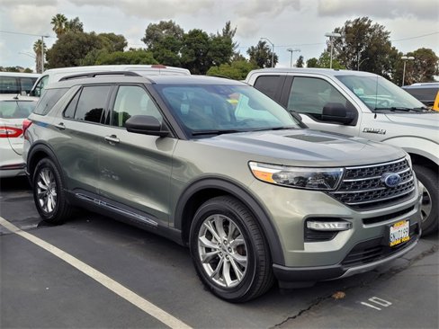 Used 2020 Ford Explorer XLT w/ Equipment Group 202A image 1