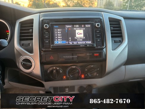 Used 2015 Toyota Tacoma 4x4 Double Cab image 25