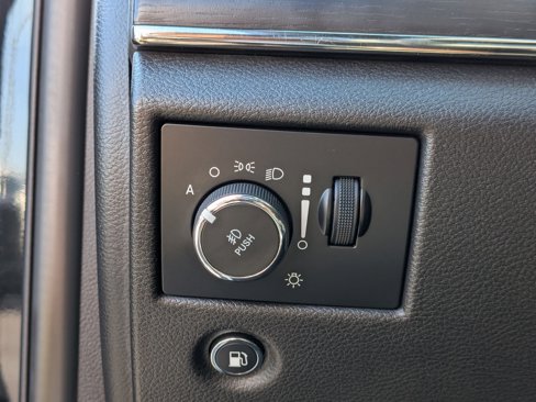 Used 2018 Jeep Grand Cherokee High Altitude image 18