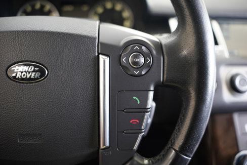Used 2011 Land Rover Range Rover Sport HSE image 16