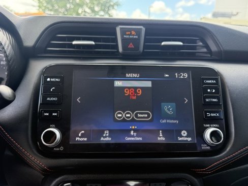 Used 2023 Nissan Versa SR w/ Trunk Package image 15