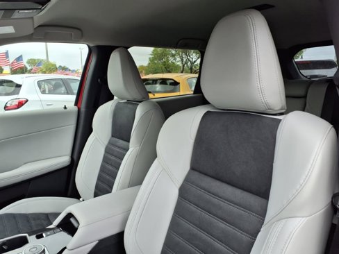 New 2025 Mitsubishi Outlander SE image 12