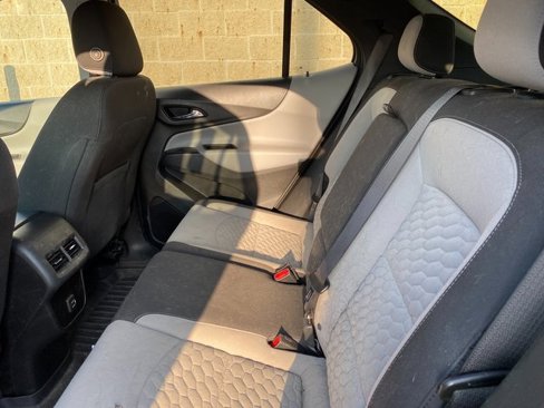 Used 2021 Chevrolet Equinox LT image 12