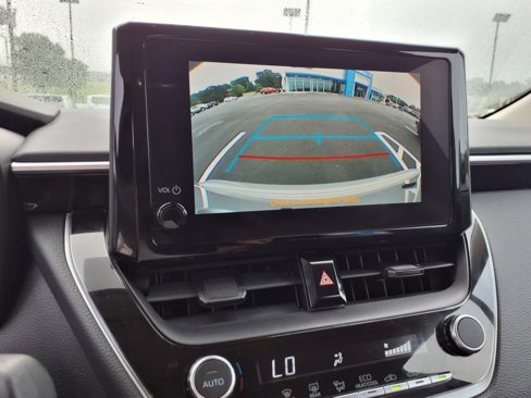 Used 2023 Toyota Corolla LE image 20