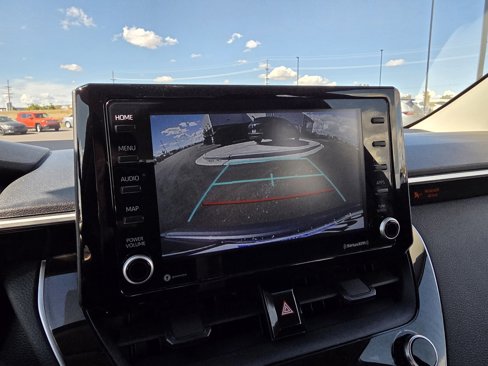 Used 2022 Toyota Corolla LE image 22