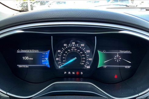 Used 2015 Ford Fusion SE image 24