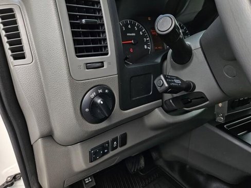 Used 2018 Nissan NV 3500 S image 20