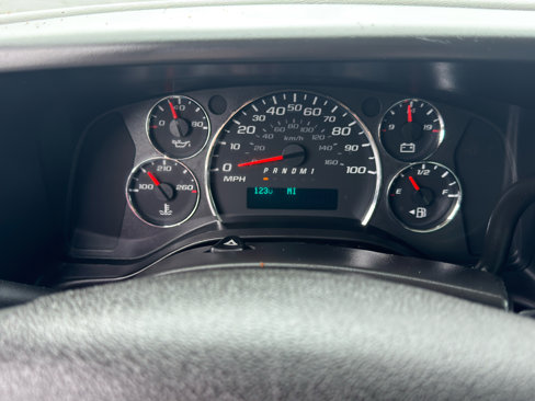 Used 2015 Chevrolet Express 2500 image 18