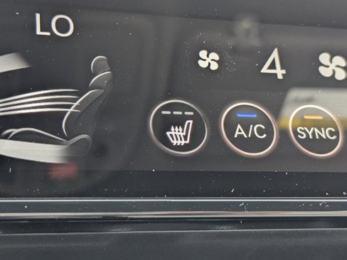 New 2025 Genesis G70 2.5T image 24