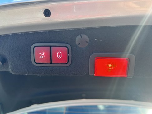 Used 2020 Mercedes-Benz C 300 Sedan image 68