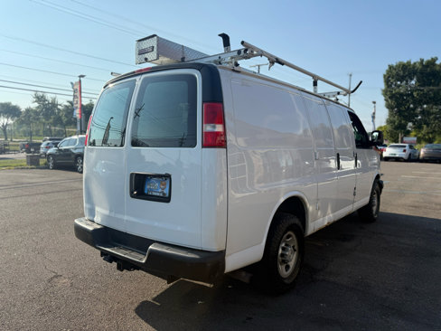 Used 2018 Chevrolet Express 3500 w/ Driver Convenience Package image 7