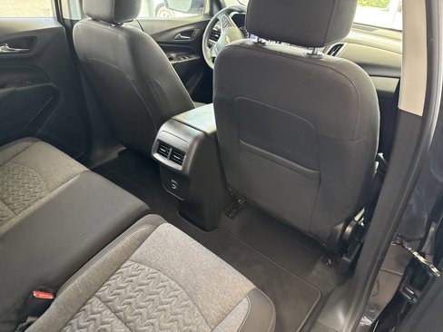Used 2023 Chevrolet Equinox LT image 16