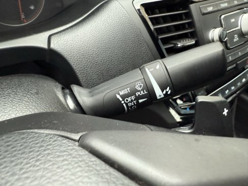 Used 2017 Honda Accord Sport image 21