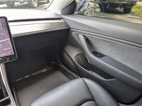 Used 2019 Tesla Model 3 Long Range image 16