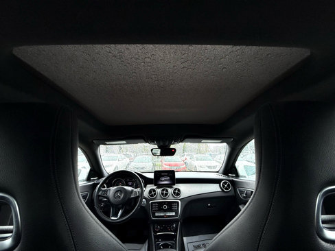Used 2018 Mercedes-Benz CLA 250 4MATIC image 27